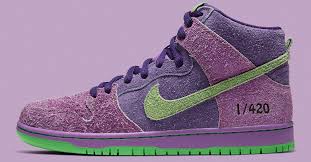 NIKE SB DUNK HIGH PRO 1