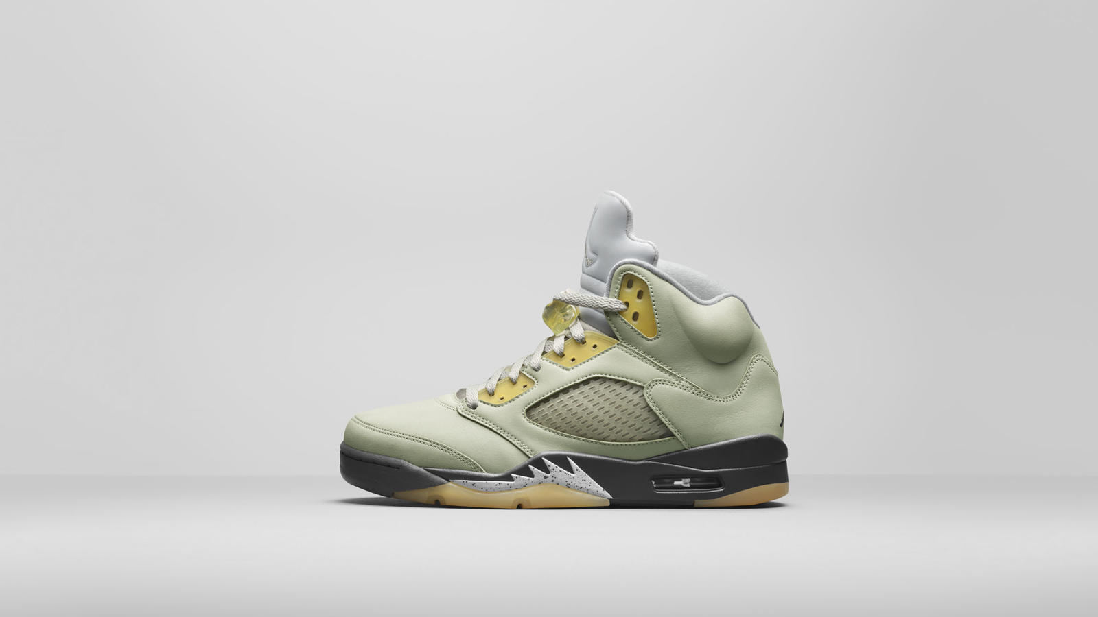 jordan-5-yellow-outsole-tsb