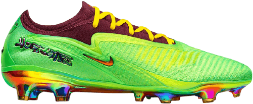 travis scott cleats